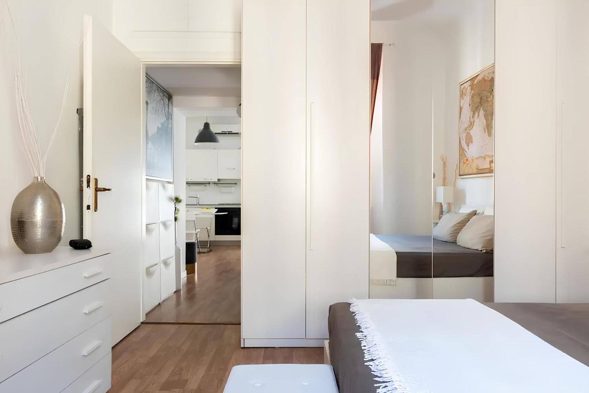 Apartment Charming Milanese Aparment Mailand